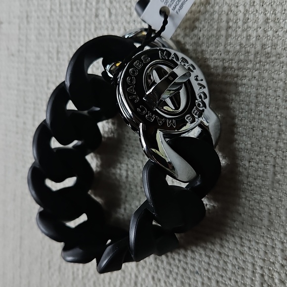 Marc Jacobs Jewelry - MARC JACOBS BRACELET